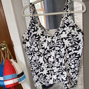 Lands' End Black and White Floral Tankini 1X